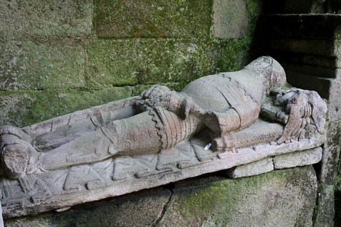 Sartego dun cabaleiro da casa de Soutomaior en Santo Domingo de Pontevedra