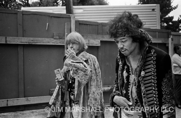Brian-Jones_Jimi-Hendrix-1967