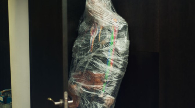 ESTIGMA , Primeira Escea